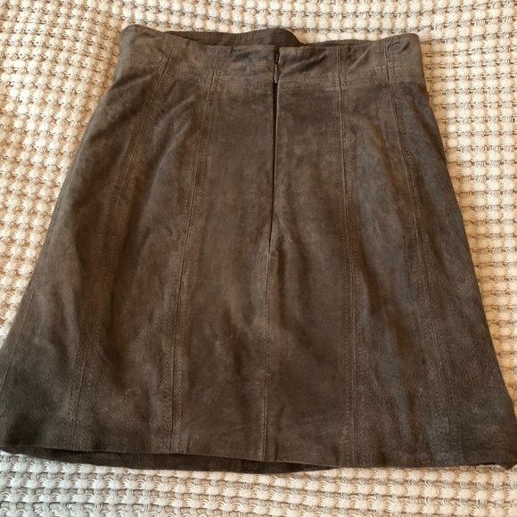Express High Waisted Suede Mini Skirt - Picture 4 of 5